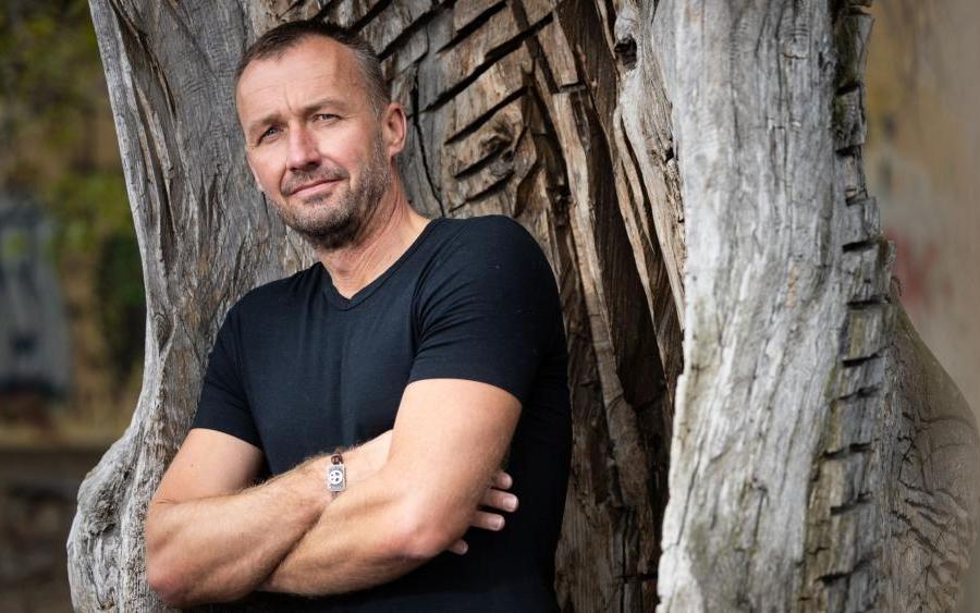 Nejsme stvořeni k pohodlí: fyzioterapeut hvězd o těle, stresu a dlouhověkosti